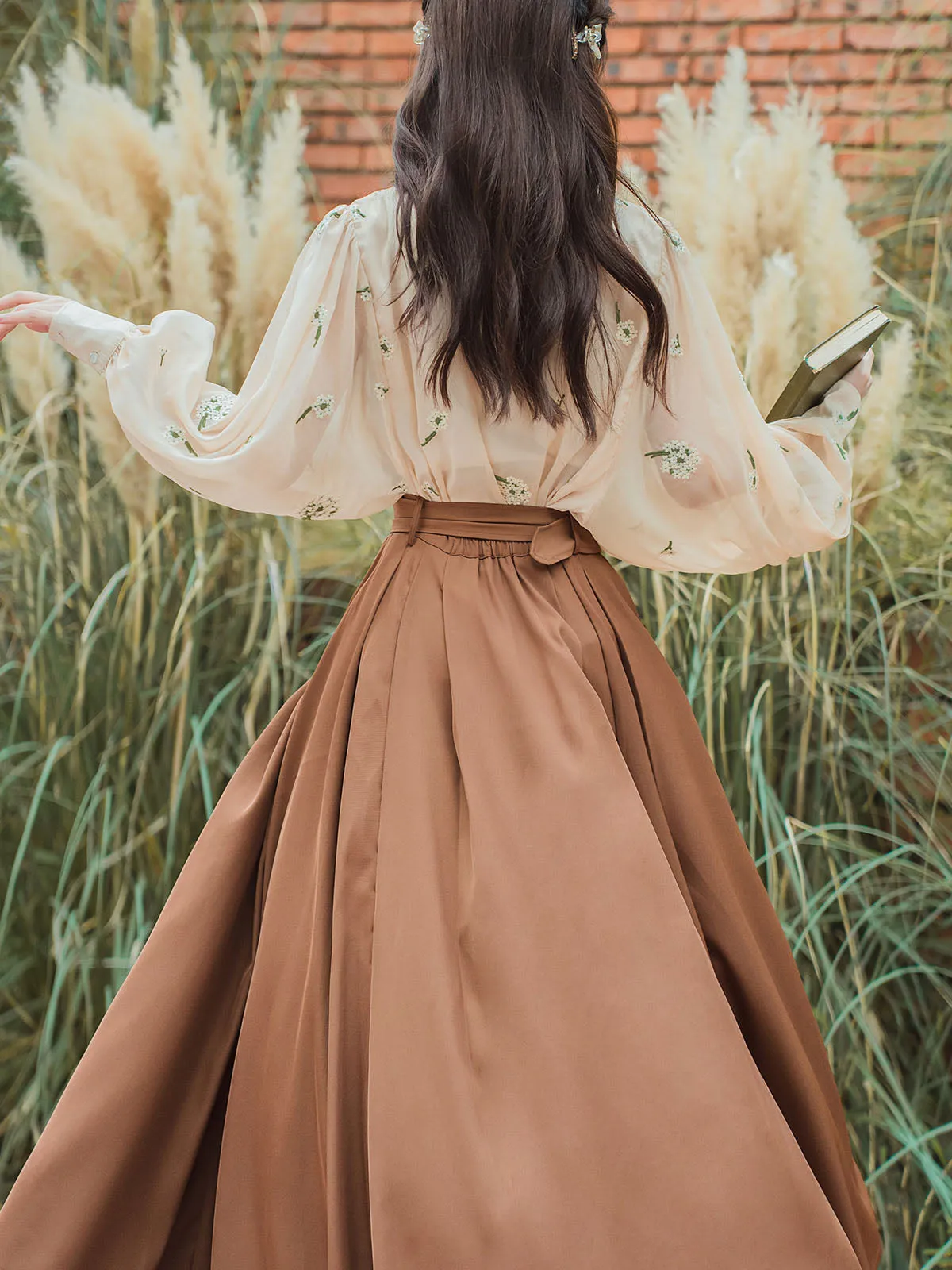 2PS 1950S White Flower Embroidered Long Sleeve Shirt And Brown Swing Skirt Suit