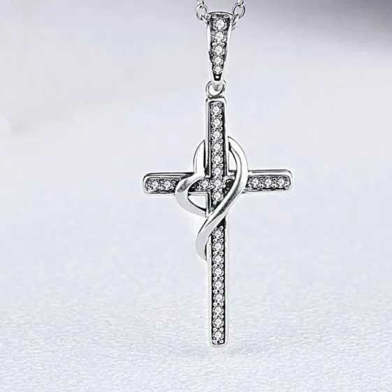 925 Sterling Silver Cubic Zirconia Cross Pendant Necklace