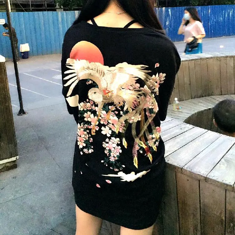 Blossom Cherry White Stork Embroidered T-shirt SD00502