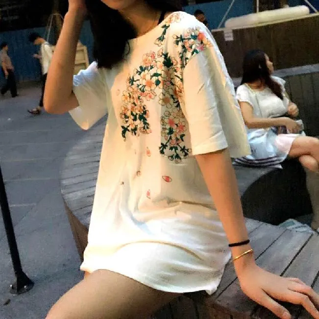 Blossom Cherry White Stork Embroidered T-shirt SD00502