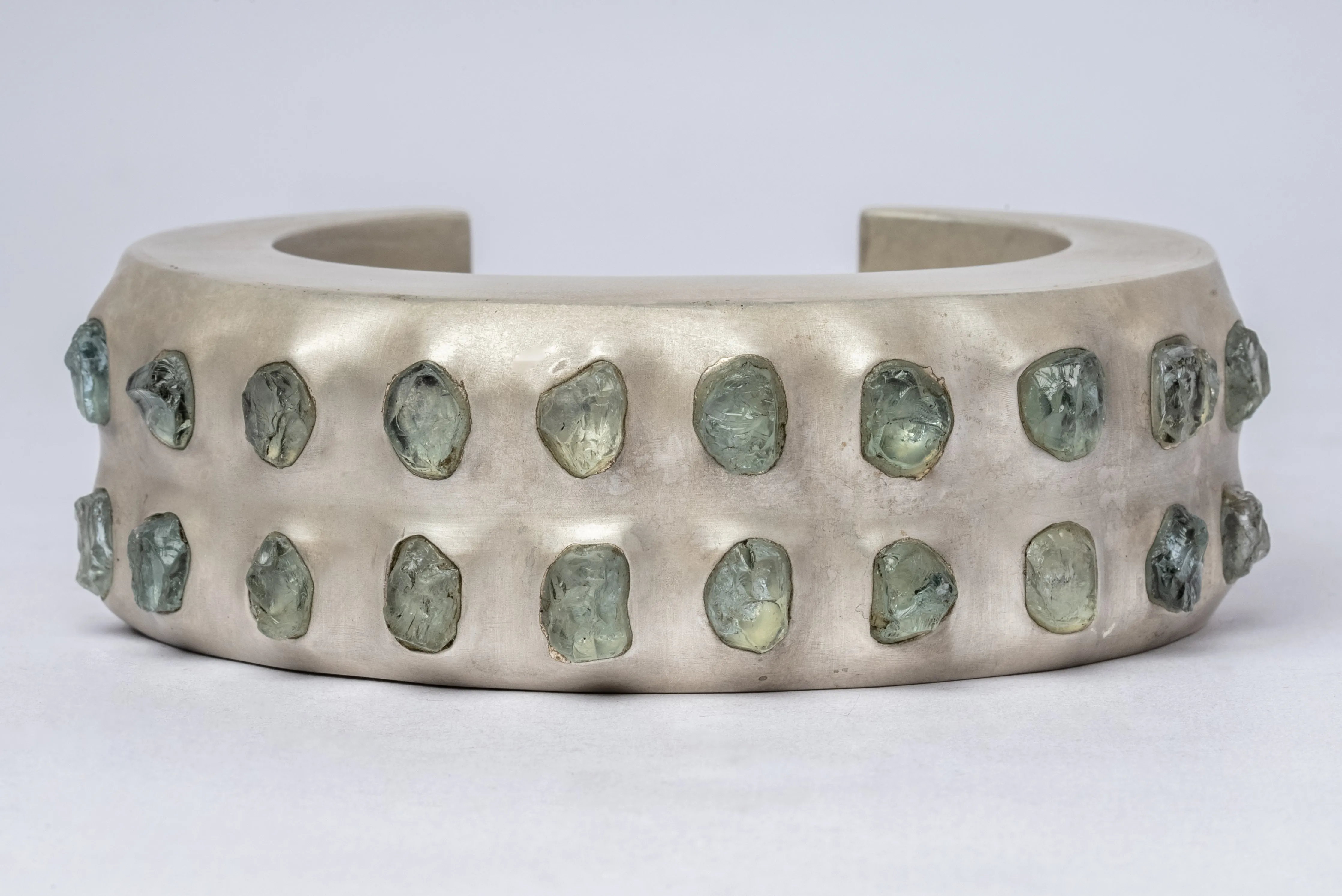 Crescent Bracelet (Terrestrial, Raised Terraform, Aquamarine, 30mm, DA AQU)