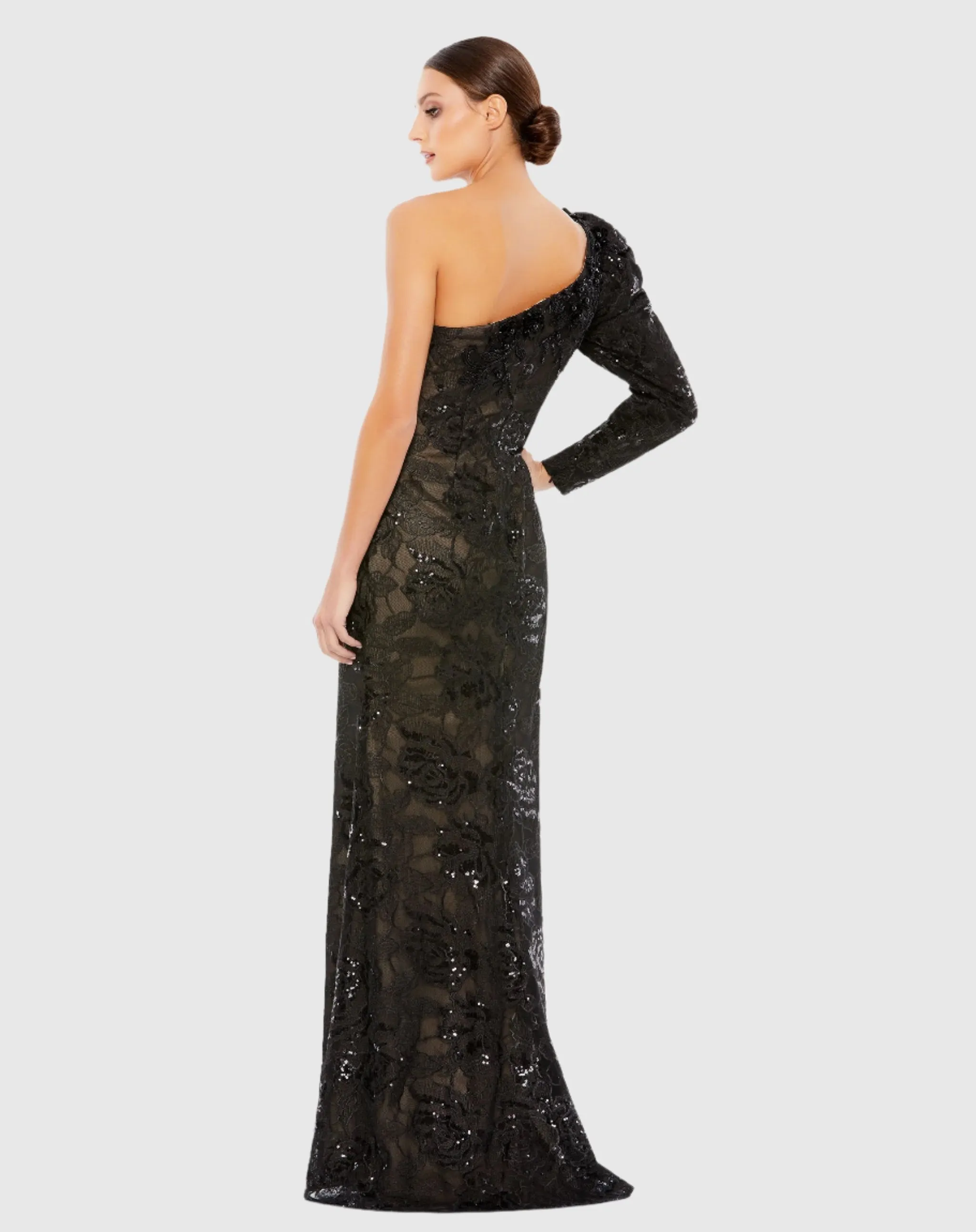 Embellished One Puff Sleeve Trumpet Gown