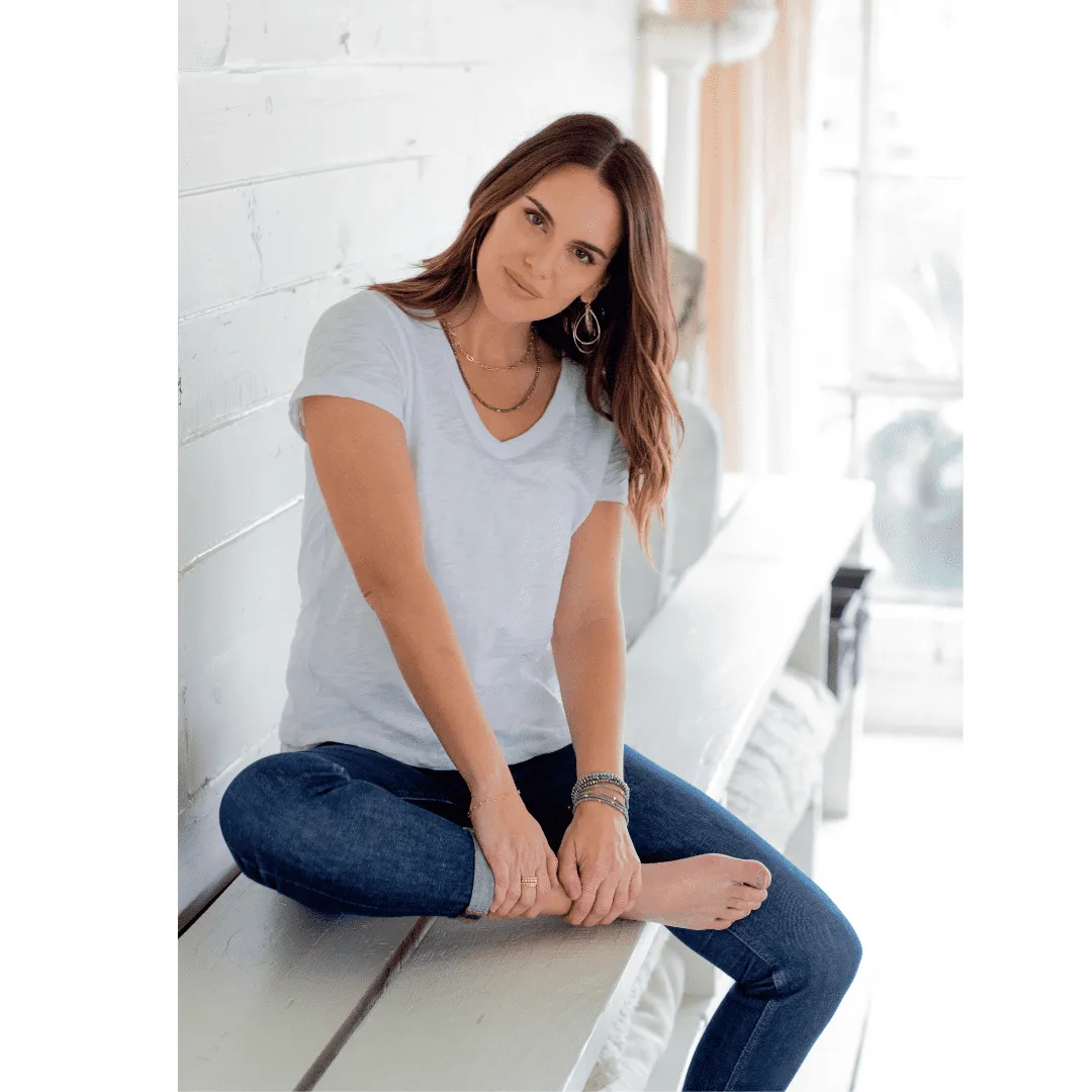 Erin Gray Low-key V Neck Tee in White