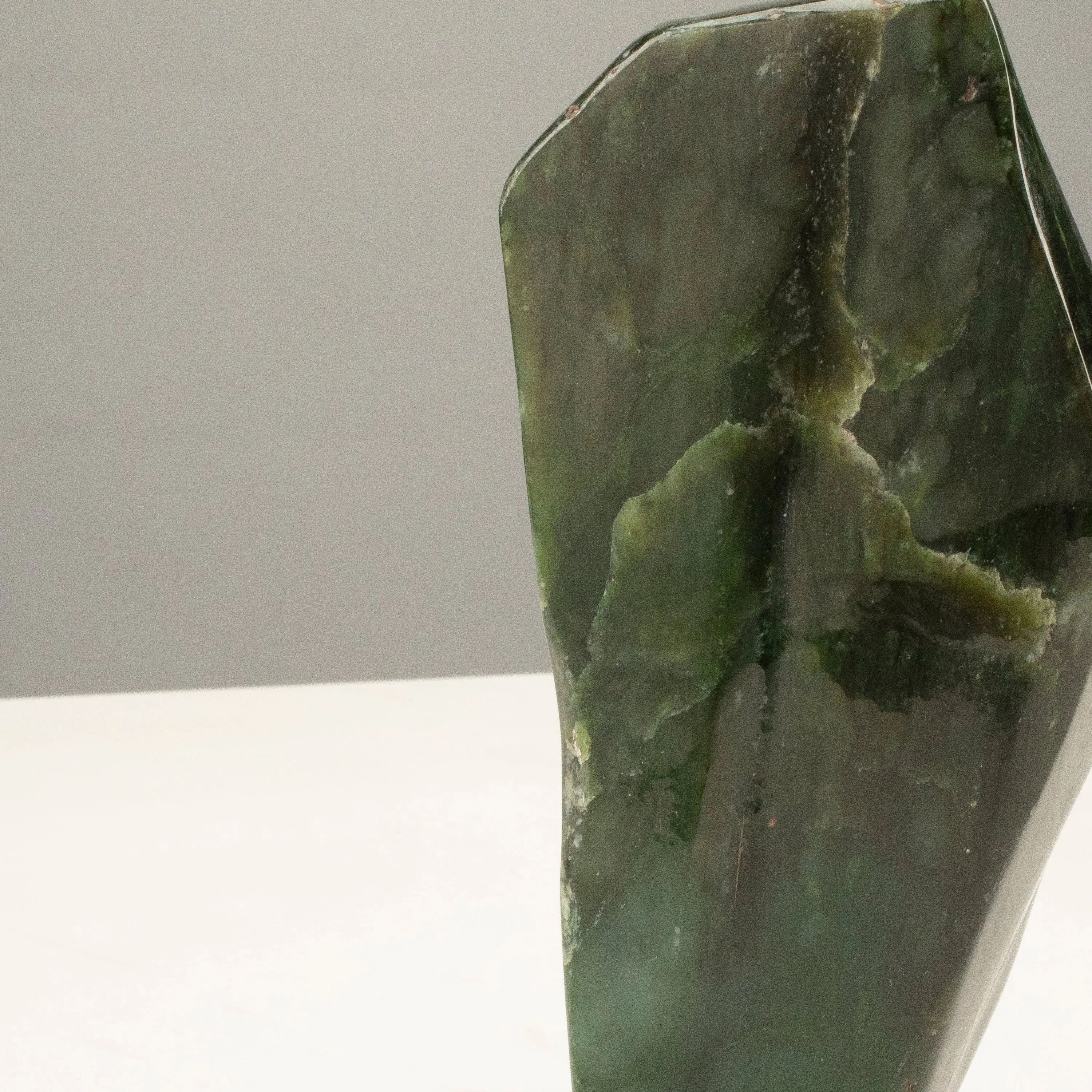 Freeform Nephrite Jade Tower from Afghanistan - 7 / 995 grams