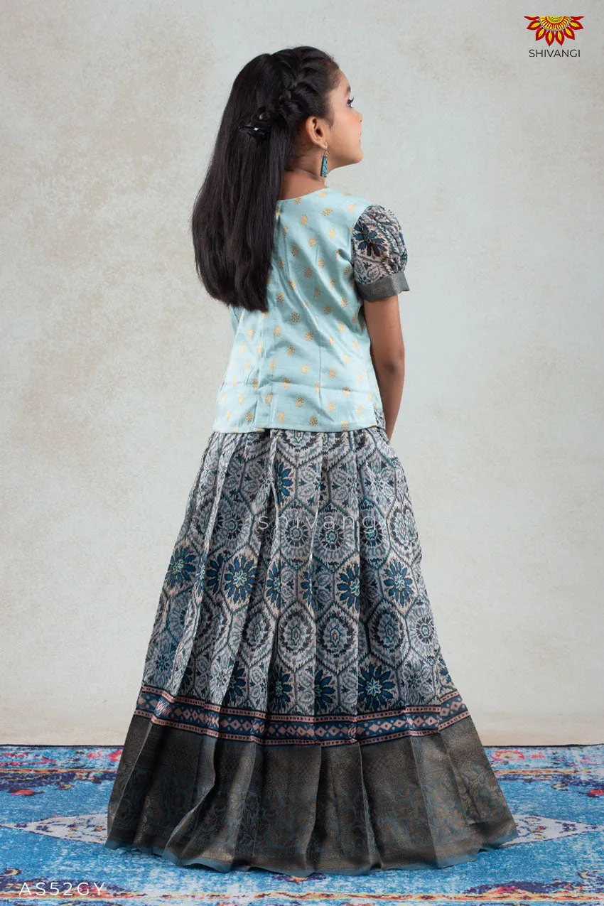 Girls Grey Floral Honeycomb  Pattu Pavadai | langa