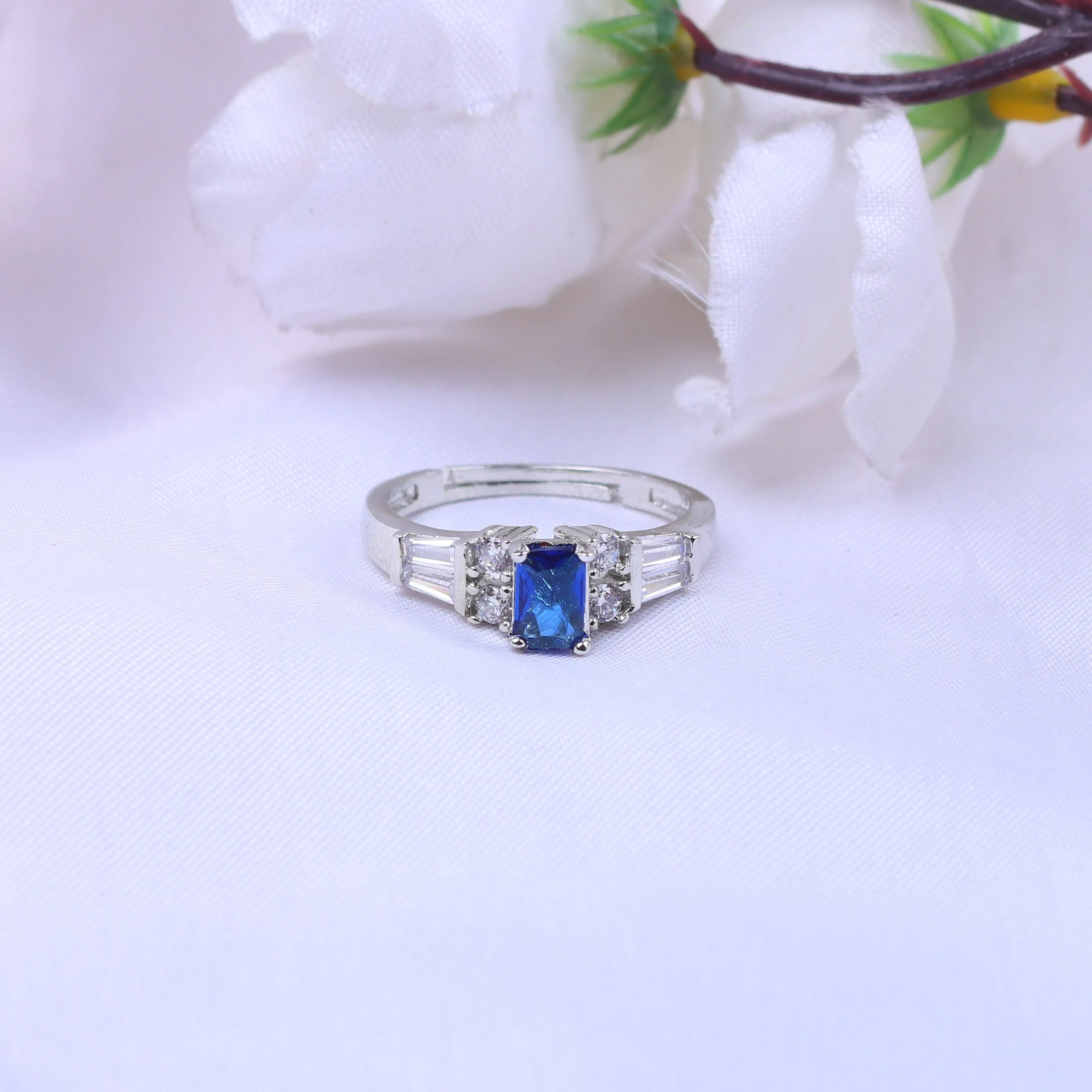 G.Silver Blue Stone Ring.