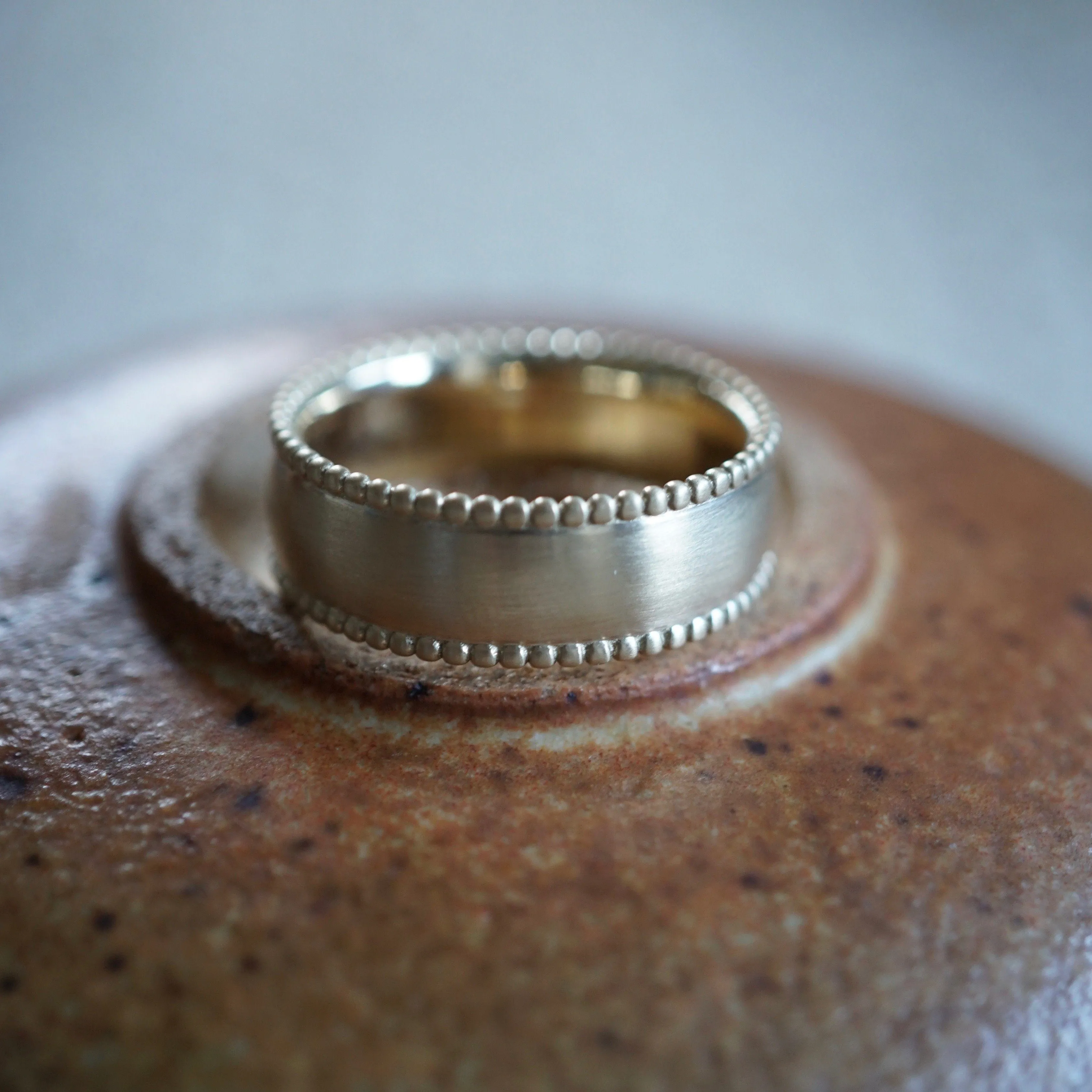 Men's Beaded Brushed Gold Band