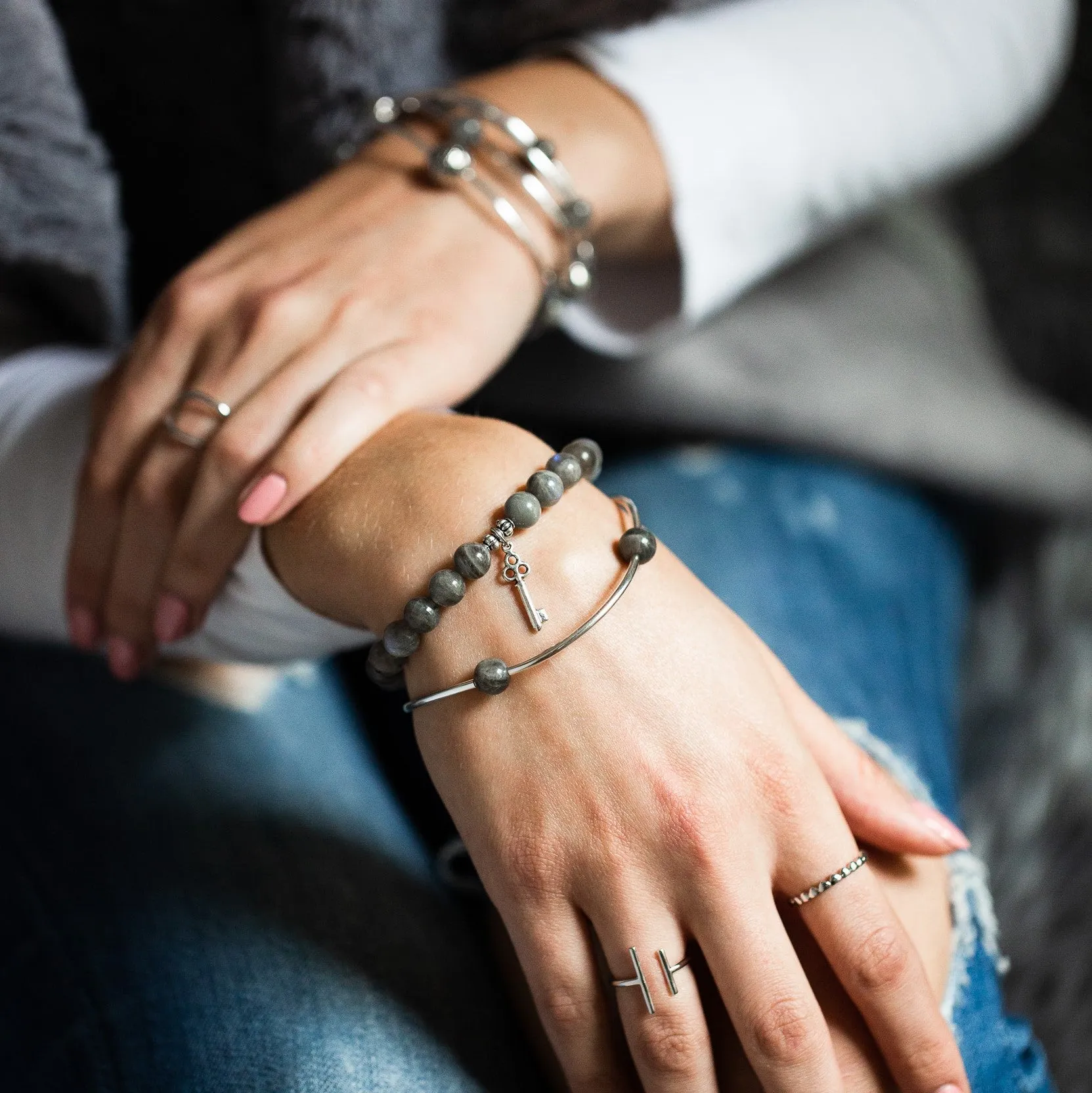 Sand Dollar | Stone Beaded Charm Bracelet | Botswana