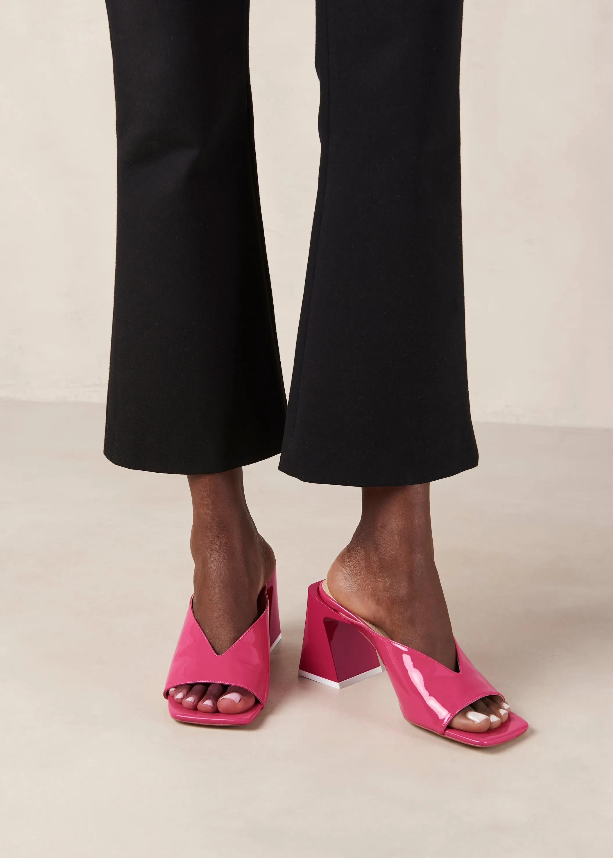 Tasha Pink Leather Sandals